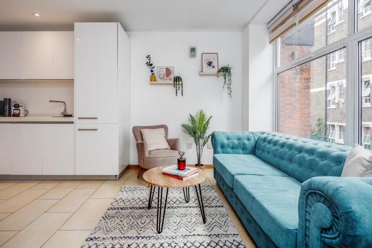 Central Holborn, Lovely And Bright Apartment For 4 London Exteriör bild